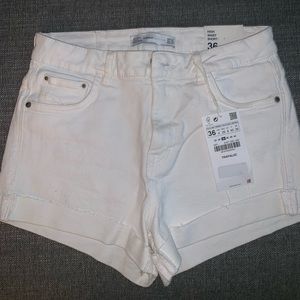 Zara - High waisted white denim shorts